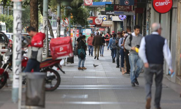 Doble Día del Centro en Cordón y Cuidad Vieja con estacionamiento gratuito