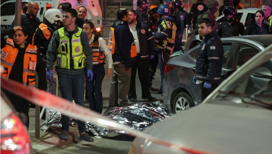 Ataque en una sinagoga de Jerusalén dejó siete muertos y al menos diez heridos