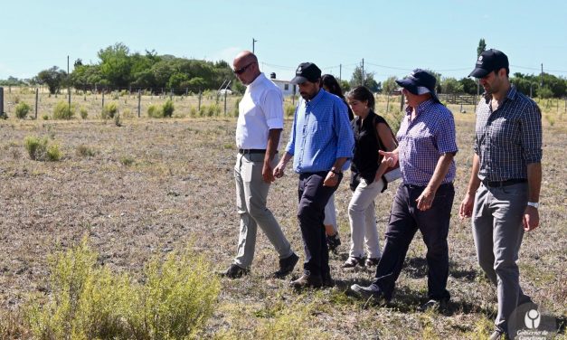 Intendencia de Canelones asiste a productores rurales del departamento ante déficit hídrico