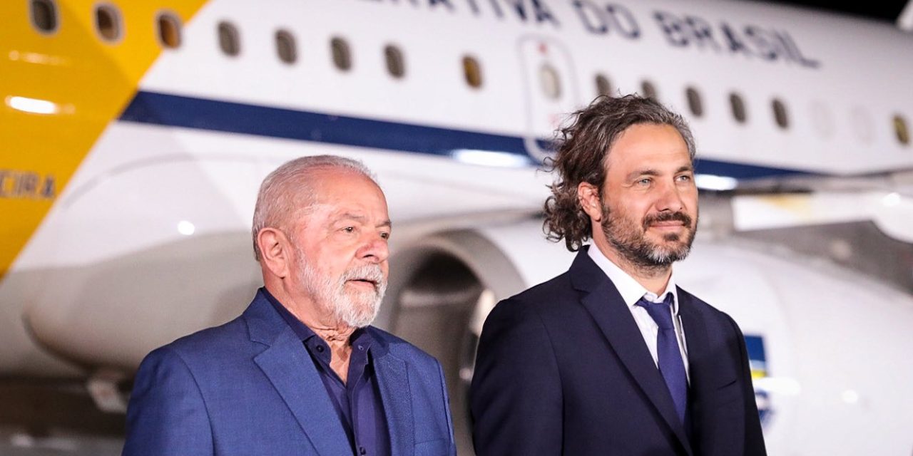 Lula aterrizó en Argentina para «retomar la sociedad» entre las dos naciones