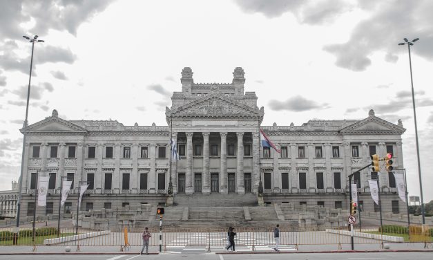 Realojarán a las 15 familas que ocupan terreno que pertenece al Poder Legislativo