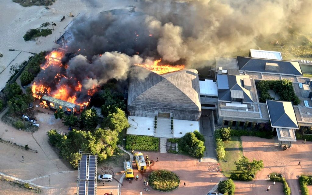 Bomberos controló incendio en el parador La Susana, en José Ignacio