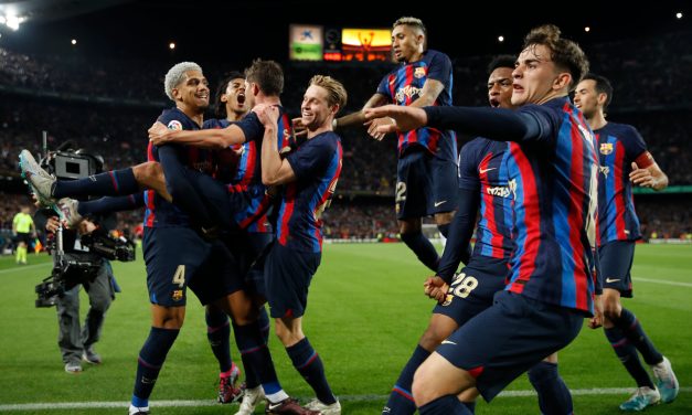 Con Araujo y Valverde en campo, Barcelona le ganó de atrás el clásico a Real Madrid y dio un paso gigante al título