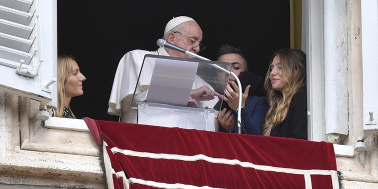 Los diez años del papa Francisco: sus antecedentes peronistas y su amor por San Lorenzo