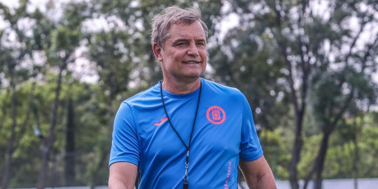 Solo falta la firma para que Diego Aguirre sea el nuevo entrenador de Olimpia de Paraguay