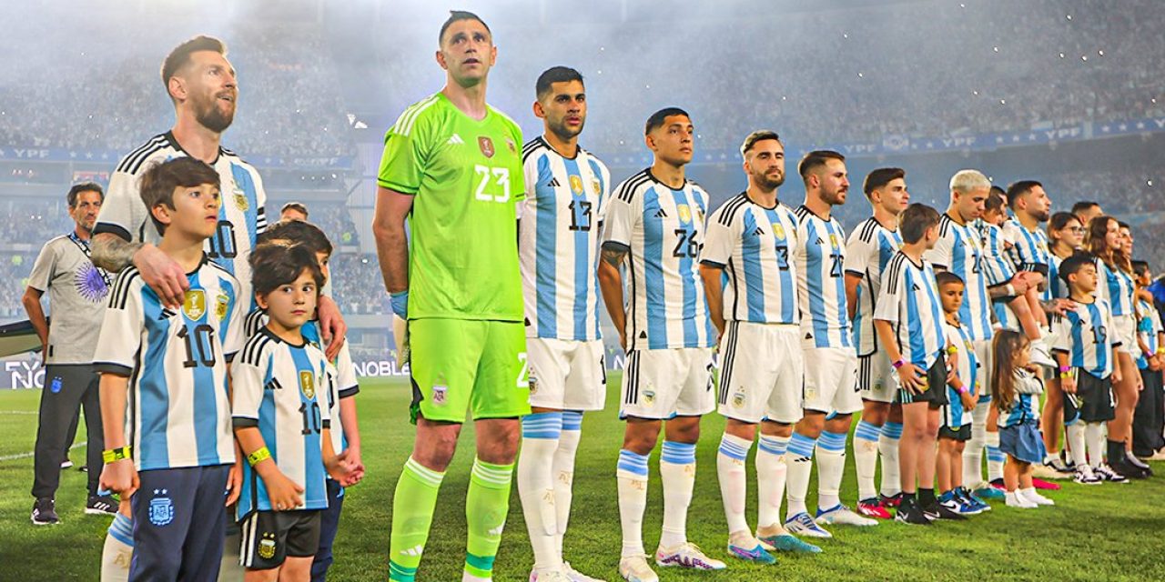 Ranking FIFA: Argentina nueva líder, puesto histórico para Marruecos y Uruguay se mantiene 16º