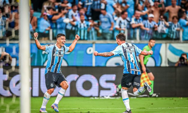 Luis Suárez y Felipe Carballo campeones con Gremio en Brasil