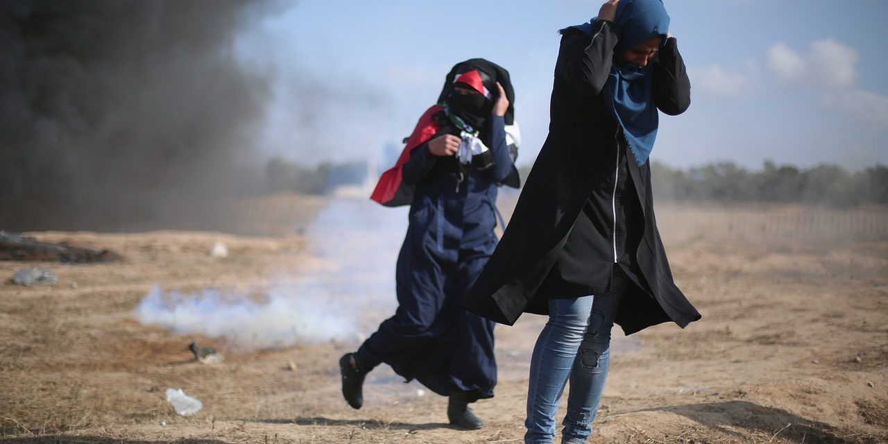 Fuego cruzado entre palestinos y el ejercito israelí en la previa del Pesaj