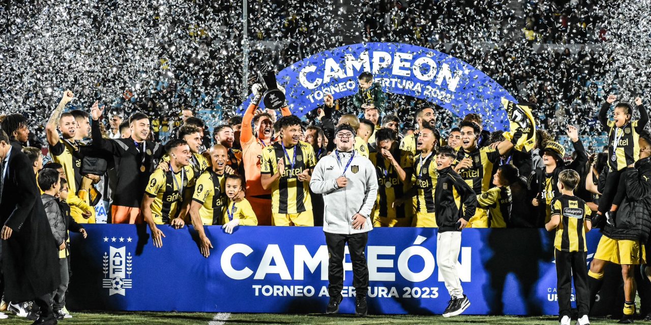 Peñarol celebró el Apertura con triunfo y se escapa en la Anual