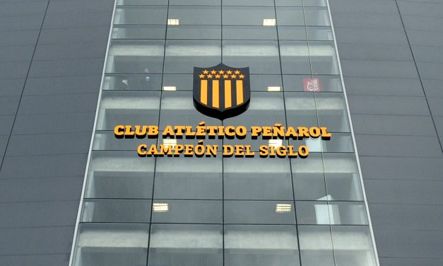 Hinchas de Peñarol cuestionan muerte de joven en CDS y el club asegura que colaborará con la investigación