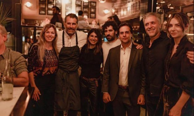 Lacalle Pou y Loli cenaron juntos en el aniversario del emblemático restaurante de Carrasco