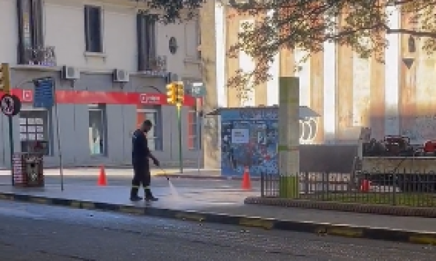 “Agua de pozo”: la aclaración de alcaldesa de Montevideo a edil por el lavado de veredas