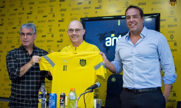 Peñarol: Bengoechea y Arias continúan en sus cargos