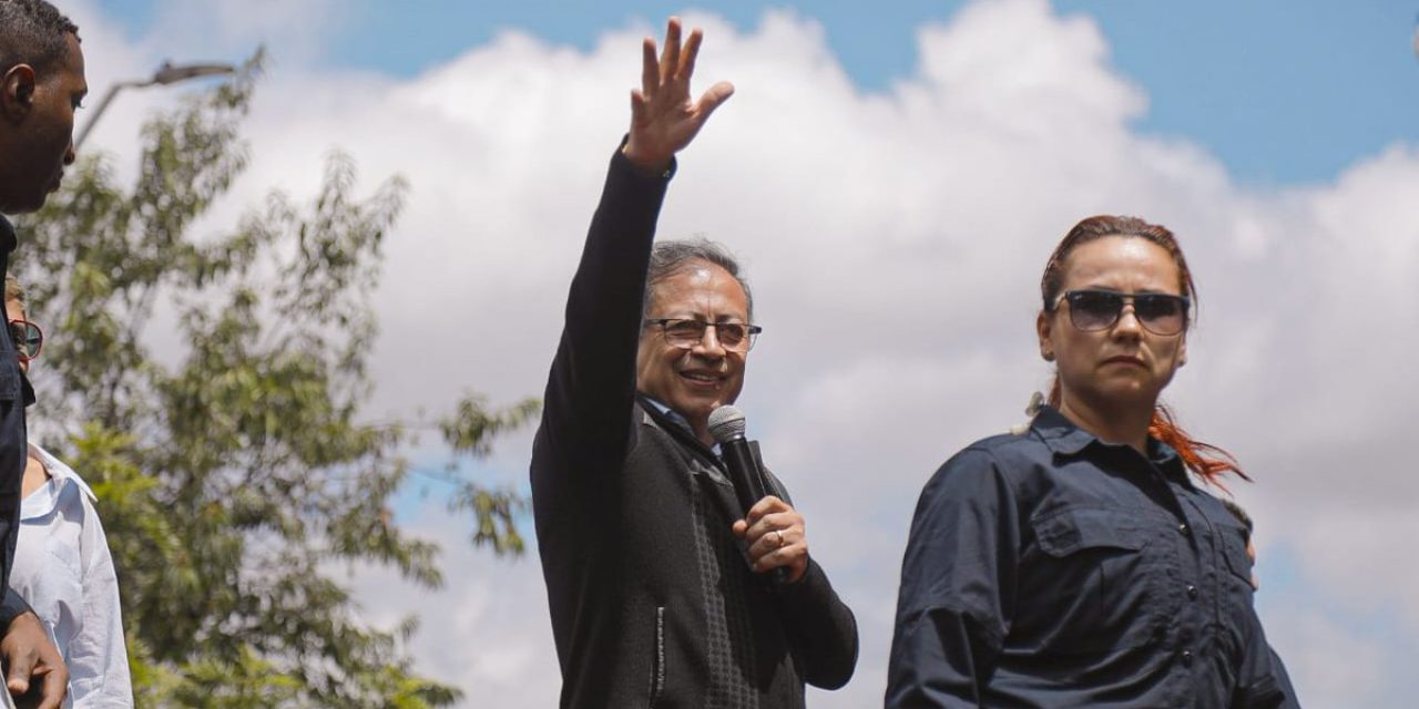 El escándalo en el que se encuentra el presidente colombiano Gustavo Petro por financiación irregular de su campaña