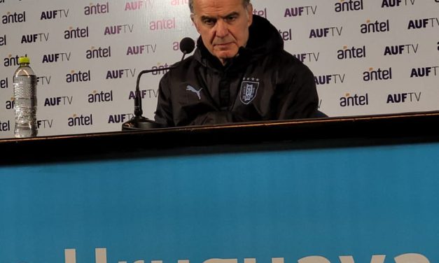 “El nivel de la selección ha sido parejo y suficiente”, declaró Bielsa