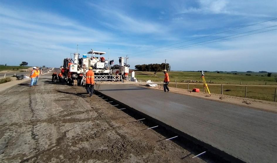 Ya se ejecutó el 50% de la doble vía en ruta 5; se podrá transitar por Florida y Durazno