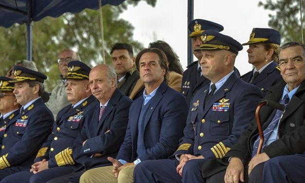 Malestar en la Fuerza Aérea por decisión del ministro García de comprar dos patrullas oceánicas y no reforzar el equipamiento aéreo de guerra