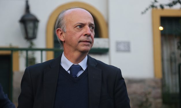 «La esencialidad del tránsito aéreo fue, como corresponde, acatada», dijo ministro de Defensa Javier García