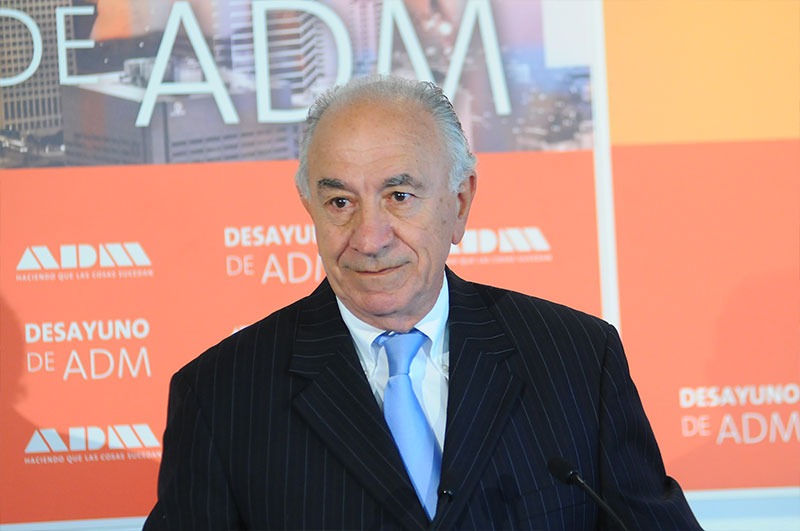 Jorge Caumont dijo que no ve a Javier Milei “tan normal como para ser presidente”