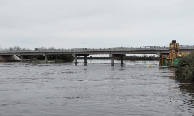 Alcaldesa de Treinta y Tres negó que puente de La Charqueada se haya inundado por las lluvias, y explicó lo que pasó