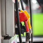 Informe de Ursea marca una baja en el precio de los combustibles para diciembre