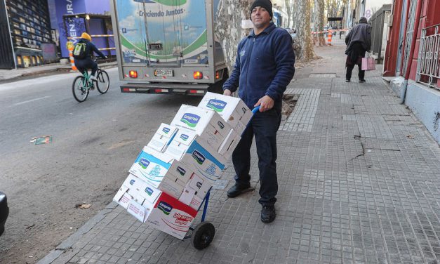 Este miércoles trabajadores lácteos realizan paro y entregan carta a Lacalle Pou