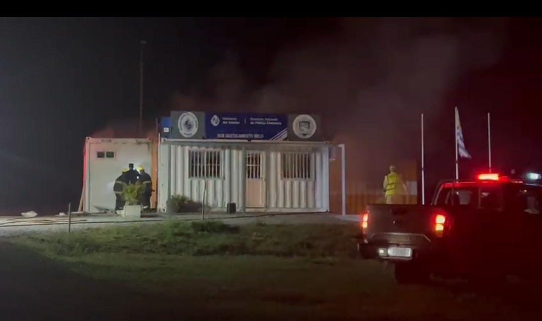 Se registró un incendio con pérdidas totales en destacamento de Policía en Cerro Largo