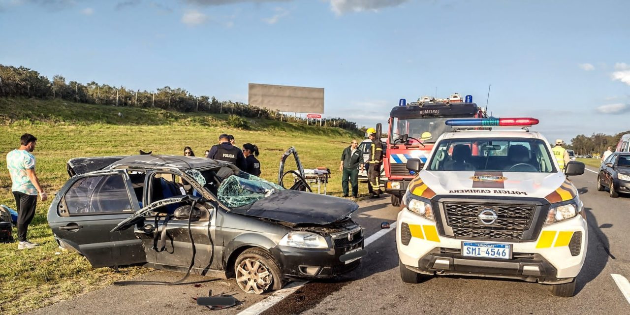 Hombre de 50 años murió tras despistar y volcar su vehículo en ruta 9