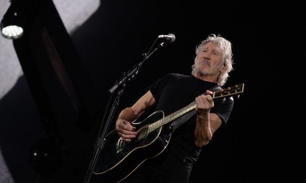 Diputado colorado pidió a Cosse que retire declaración de visitante ilustre a Roger Waters