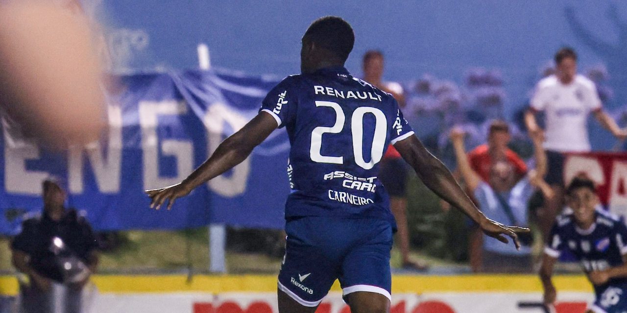 De la mano de Carneiro, Nacional fue a Fray Bentos y superó a La Luz