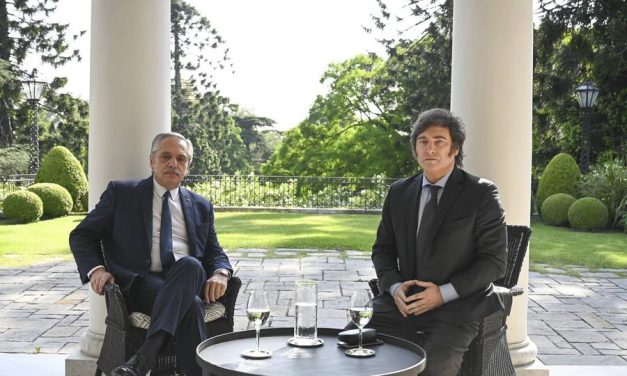 Milei y Alberto Fernández se reunieron en la Quinta de Olivos para iniciar la transición de gobierno