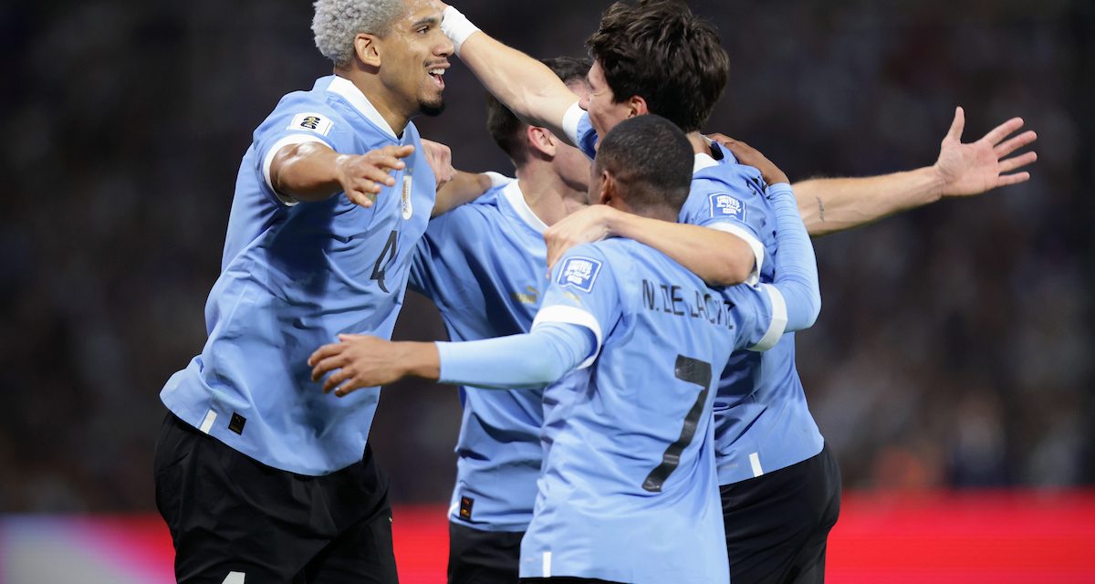 Así festejó la celeste el histórico triunfo ante Argentina
