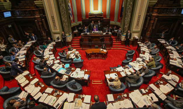 Senado aprobó el proyecto que facilita otorgamiento de la prisión domiciliaria a los mayores de 65 años