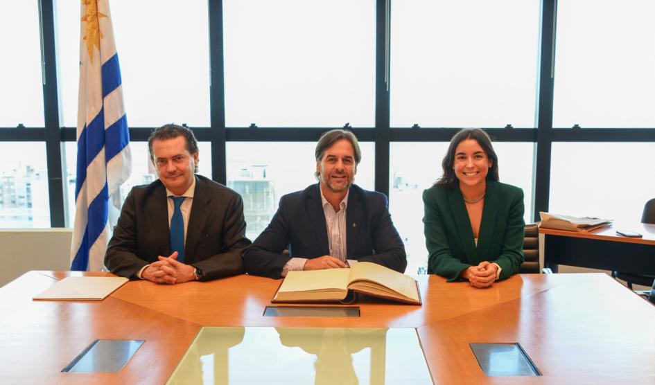 Rodrigo Ferrés asumió como secretario de Presidencia y Mariana Cabrera como prosecretaria