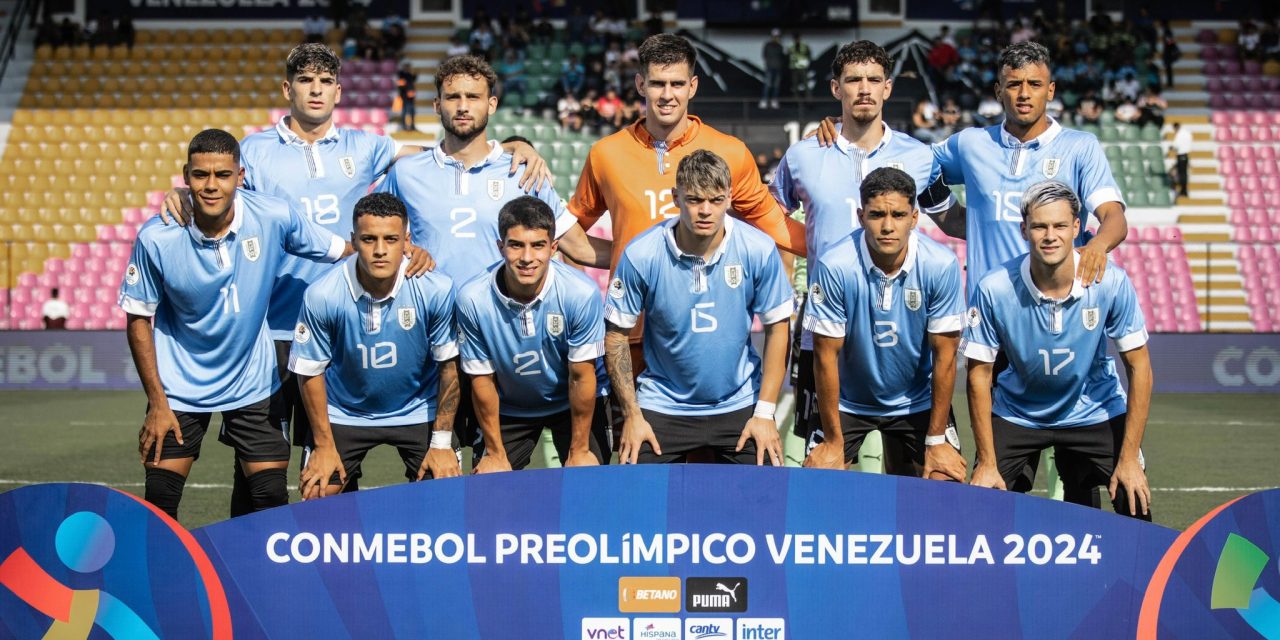 Uruguay goleó a Perú y sigue con vida en el Preolímpico