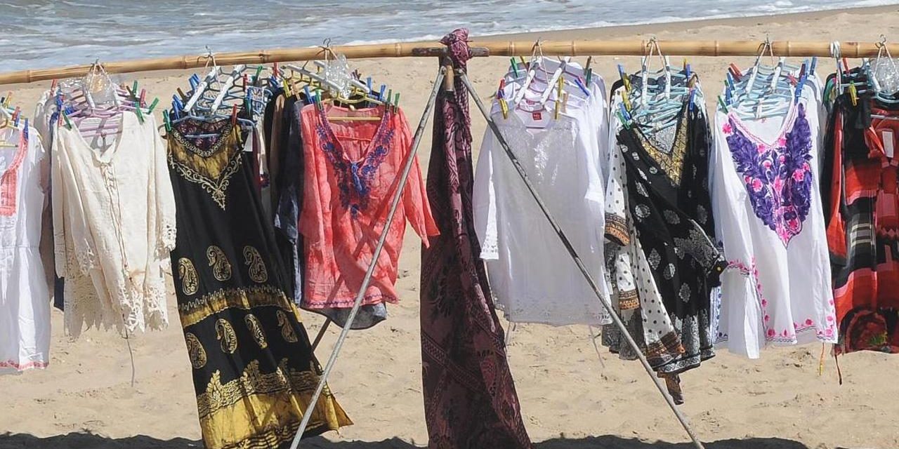 Maldonado: decomisan mercadería a vendedores ambulantes extranjeros en la costa