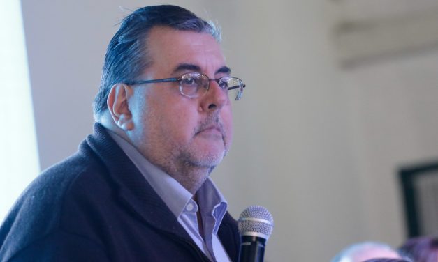 Renunció el embajador uruguayo en Venezuela, Eber Da Rosa