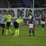 Partido suspendido en el Franzini: hinchas de Cerro lanzaron un proyectil al asistente