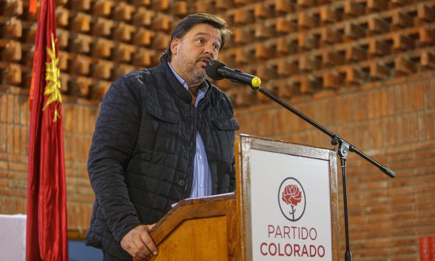 Conmoción en el Partido Colorado tras la muerte de Adrián Peña