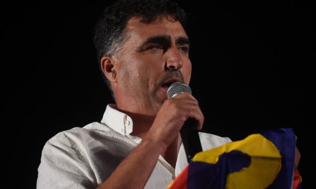 Andrés Lima insiste en destinar el 7% del PBI para la educación