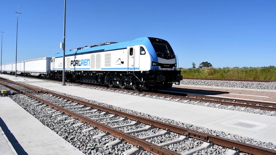Ferrocarril Central: este martes llega el primer tren con celulosa desde UPM 2 al Puerto de Montevideo