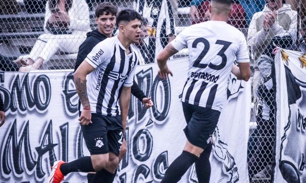 El Wanderers de Tony Pacheco frenó a Progreso y jugó para los grandes