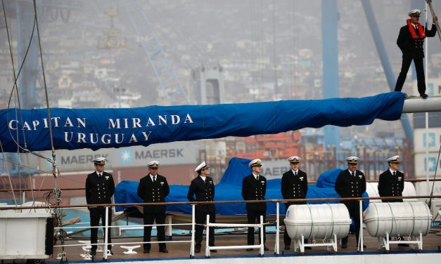 Buque “Capitán Miranda” zarpó del Puerto de Montevideo el jueves