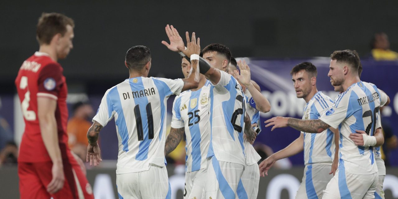 Argentina, sin despeinarse, otra vez finalista de América