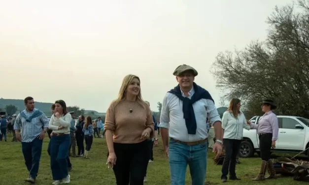 La fórmula presidencial del PN participó de la Marcha a Masoller, en homenaje a Aparicio Saravia