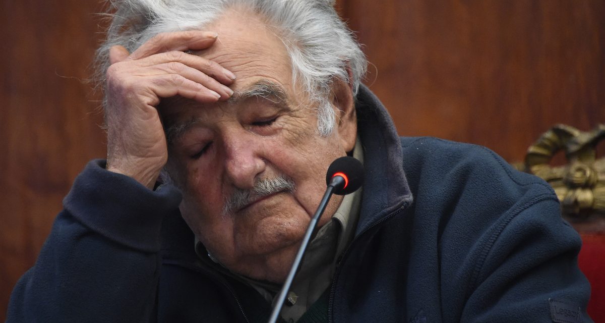 Este viernes será operado el ex presidente de la República, José Mujica