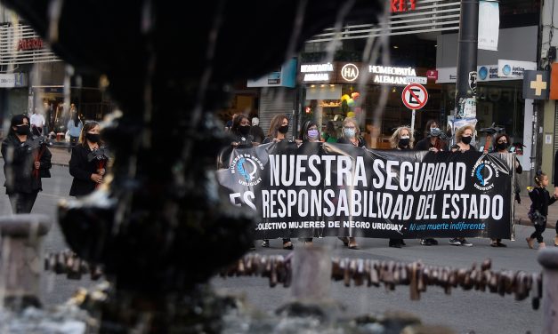 ¿Qué reivindican el colectivo Mujeres de Negro en la marcha contra la violencia hacia la mujer?