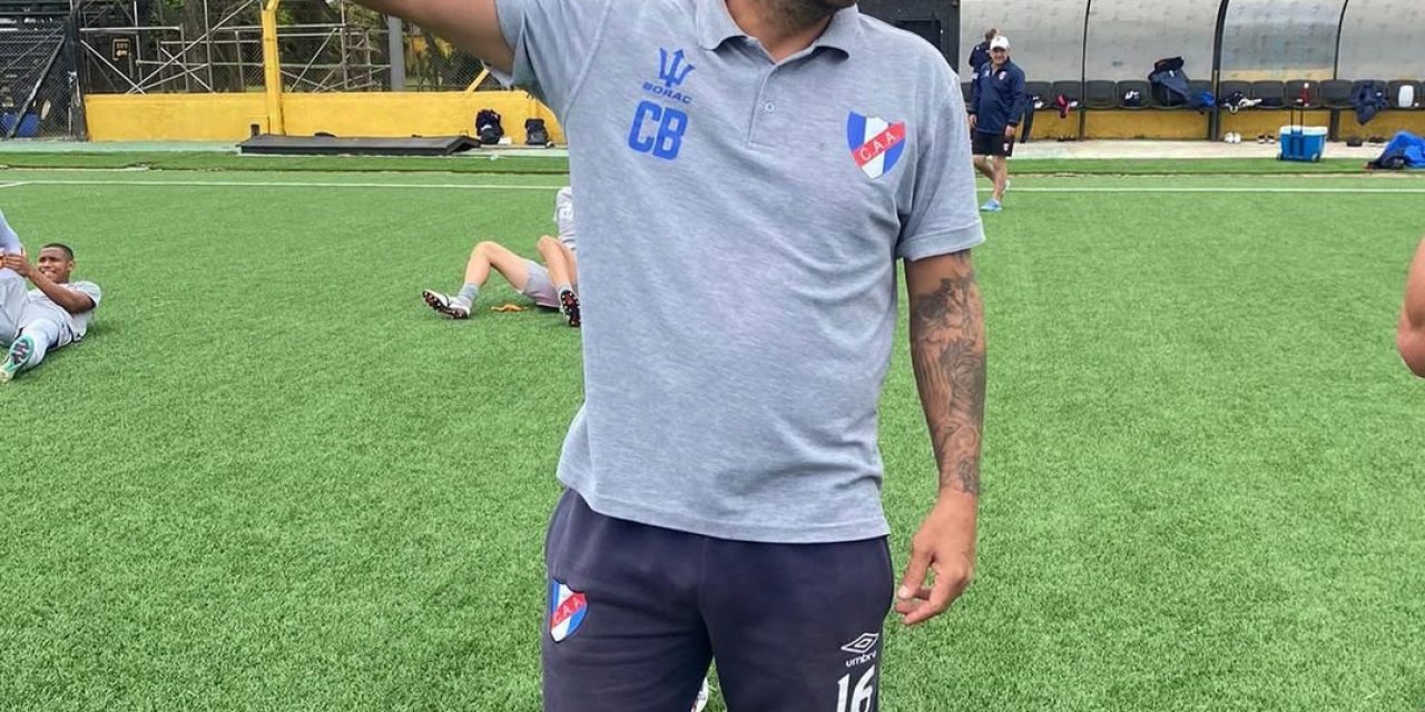 “Aguerre debería tener una oportunidad en la selección”