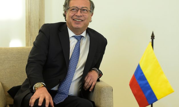 Gustavo Petro se reunió con Lacalle Pou y Orsi