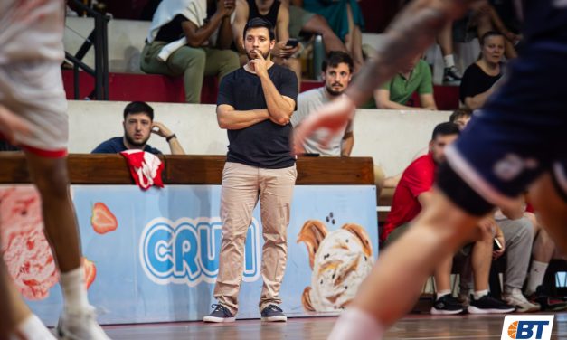 Juan Ignacio Vallarino: “Estamos muy contentos con el primer triunfo. No somos el mismo equipo del principio. Hemos mejorado mucho y el ganar nos da otra confianza”